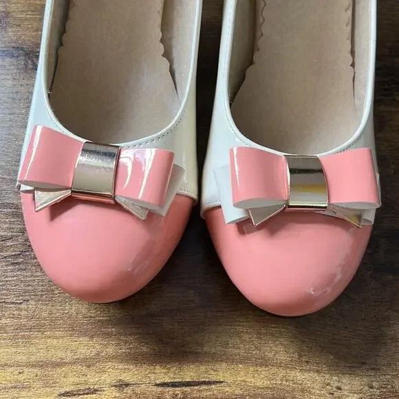 Ephemeral Retro Pin Up Baby Pink & Tan Patent Round Bow Toe Heels - Picture 7 of 12